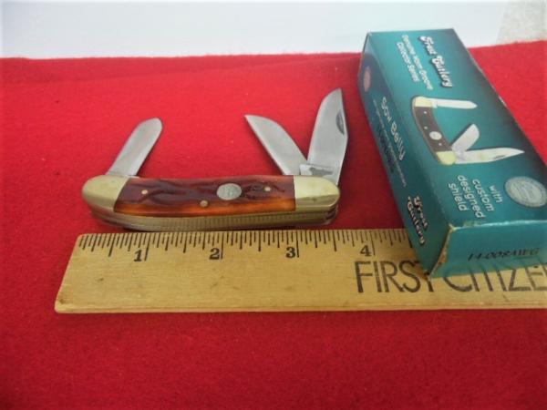 FROST CUTLERY SOW BELLY IN BOX YEAR UNKNOWN UNUSED FROM STORAGE WORM GROOVE SCALES FROST CUTLERY SOW BELLY IN BOX YEAR UNKNOWN UNUSED FROM STORAGE WORM GROOVE SCALES