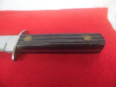 8-1/4" HUNTING KNIFE NO NAME RAZOR SHARP UNUSED? POOR STORAGE 8-1/4" HUNTING KNIFE NO NAME RAZOR SHARP UNUSED? POOR STORAGE