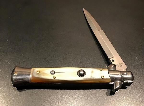 Renzo B. Italian 9" Stiletto, Honey Horn Scales