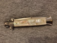 Frank Beltrame ITALIAN 9" Mother of Pearl Stiletto w/Bayonet Blade 4MM Frank Beltrame ITALIAN 9" Mother of Pearl Stiletto w/Bayonet Blade 4MM