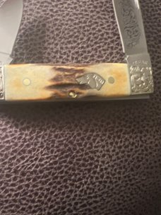 1990 KA-BAR BXO Limited Edition Super Fat & Gnarly Doghead Stag Whittler With Scrolled Bolsters 1990 KA-BAR BXO Limited Edition Super Fat & Gnarly Doghead Stag Whittler With Scrolled Bolsters