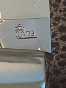 2008 QUEEN DAN BURKE Barlow QN9867 Bone Handle With Single Bolster & Two Blades New In Box 2008 QUEEN DAN BURKE Barlow QN9867 Bone Handle With Single Bolster & Two Blades New In Box