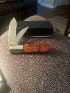 2008 QUEEN DAN BURKE Barlow QN9867 Bone Handle With Single Bolster & Two Blades New In Box 2008 QUEEN DAN BURKE Barlow QN9867 Bone Handle With Single Bolster & Two Blades New In Box