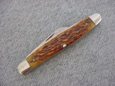 Vintage QUEEN(Capital Q with Crown - circa. 1945), Bone Handle, Classic Stockman's Pocket Knife Vintage QUEEN(Capital Q with Crown - circa. 1945), Bone Handle, Classic Stockman's Pocket Knife