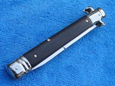 New 9" Leverlock-Stiletto Ebonywood handles New 9" Leverlock-Stiletto Ebonywood handles