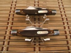 SCHRADE N.Y. OLD TIMER 34OT MIDDLEMAN VINT. USA CARBON STEEL BLADES MEDIUM STOCKMAN 2 UNUSED KNIFES SCHRADE N.Y. OLD TIMER 34OT MIDDLEMAN VINT. USA CARBON STEEL BLADES MEDIUM STOCKMAN 2 UNUSED KNIFES