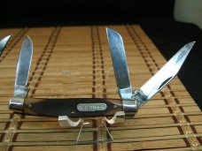 SCHRADE N.Y. OLD TIMER 34OT MIDDLEMAN VINT. USA CARBON STEEL BLADES MEDIUM STOCKMAN 2 UNUSED KNIFES SCHRADE N.Y. OLD TIMER 34OT MIDDLEMAN VINT. USA CARBON STEEL BLADES MEDIUM STOCKMAN 2 UNUSED KNIFES