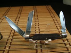 SCHRADE N.Y. OLD TIMER 34OT MIDDLEMAN VINT. USA CARBON STEEL BLADES MEDIUM STOCKMAN 2 UNUSED KNIFES SCHRADE N.Y. OLD TIMER 34OT MIDDLEMAN VINT. USA CARBON STEEL BLADES MEDIUM STOCKMAN 2 UNUSED KNIFES