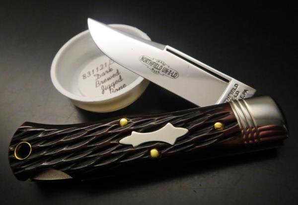 Great Eastern Cutlery #83 Tascosa Lockback Dark Brewed Jigged Bone GEC 831121LB