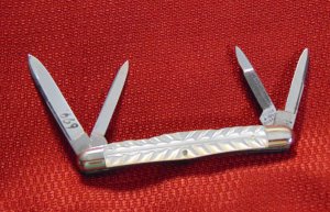  VINTAGE HILGER & SONS CELEBRATED CUTLERY GENUINE CARVED PEARL FACTORY SAMPLE KNIFE 1858-1890