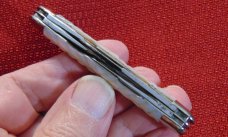 VINTAGE HILGER & SONS CELEBRATED CUTLERY GENUINE CARVED PEARL FACTORY SAMPLE KNIFE 1858-1890 VINTAGE HILGER & SONS CELEBRATED CUTLERY GENUINE CARVED PEARL FACTORY SAMPLE KNIFE 1858-1890