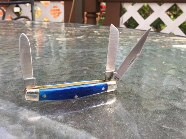 Schrade Old Timer 34OT Middleman Jack with Smooth Dark Lapis Blue Bone Handles