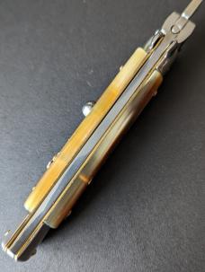FRANK BELTRAME 23CM 9" DAGGER AUTO IN BRAZILIAN HONEY HORN...NEW FRANK BELTRAME 23CM 9" DAGGER AUTO IN BRAZILIAN HONEY HORN...NEW
