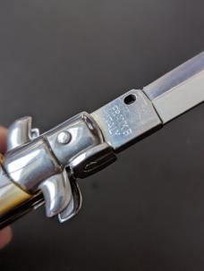 FRANK BELTRAME 23CM 9" DAGGER AUTO IN BRAZILIAN HONEY HORN...NEW FRANK BELTRAME 23CM 9" DAGGER AUTO IN BRAZILIAN HONEY HORN...NEW