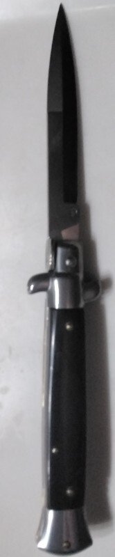 9.0" Frank Beltrame Switchblade Buffalo Horn 9.0" Frank Beltrame Switchblade Buffalo Horn