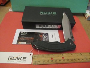 Ruike Flipper Textured Green & Black G-10 Handle  Folding Model P841