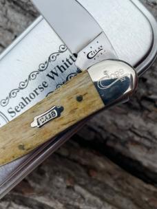CASE XX 2013 VAULT ANTIQUE SMOOTH BONE SEAHORSE WHITTLER