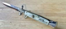 Renzo 9 inch Italian Swing Guard 
