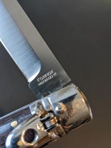 NOS 9.5" SKM BIRDHEAD BAYONET LEVERLOCK PALISANDER WOOD NOS 9.5" SKM BIRDHEAD BAYONET LEVERLOCK PALISANDER WOOD