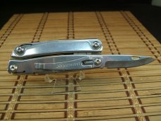 LEATHERMAN RV MULTI-TOOL PORTLAND, OREGON UNUSED IN EXCELLENT UNMARKED CONDITION WITH 14 TOTAL TOOLS