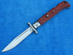 New 11" AKC Roma Swinguard Wood handles 
