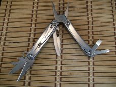 LEATHERMAN BOLSTER MULTI-TOOL FROM PORTLAND, OREGON USA IN MINT UNUSED, UNCARRIED CONDITION LEATHERMAN BOLSTER MULTI-TOOL FROM PORTLAND, OREGON USA IN MINT UNUSED, UNCARRIED CONDITION