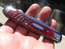 Unused Case XX USA 10 dot 1970 trapper. 5254. Beautiful red bone with no cracks. Snaps both ways.