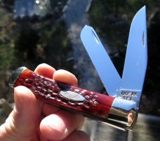 Unused Case XX USA 10 dot 1970 trapper. 5254. Beautiful red bone with no cracks. Snaps both ways.