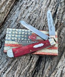 CASE XX ** 2016 SMOOTH BONE PILOT TEST RUN OLE RED MOTHER OF PEARL BOMB SHIELD TRAPPER CASE XX ** 2016 SMOOTH BONE PILOT TEST RUN OLE RED MOTHER OF PEARL BOMB SHIELD TRAPPER