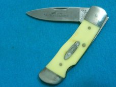 CAMILLUS NEW YORK USA YELL O JAKET YELLOW JACKET 715 LOCKBACK FOLDING POCKET KNIFE KNIVES CAMILLUS NEW YORK USA YELL O JAKET YELLOW JACKET 715 LOCKBACK FOLDING POCKET KNIFE KNIVES