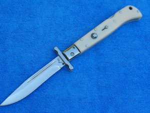 New 11" AKC-Italy Roma Swinguard Ivory handles 
