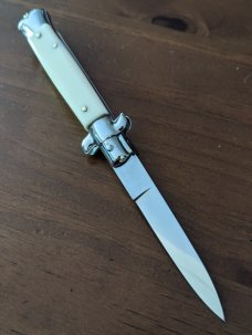 NOS GIOVANNI BELTRAME GENUINE IMITATION IVORY 20CM-8" FLAT BLADE STILETTO NOS GIOVANNI BELTRAME GENUINE IMITATION IVORY 20CM-8" FLAT BLADE STILETTO