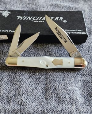 1992 Winchester MOP Whittler 3971 P. Beautiful Genuine Mother of Pearl handles. NIB