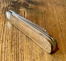 A Wright & Son Small Lambsfoot w/Whisky Barrel Oak scales and Lambsfoot blade A Wright & Son Small Lambsfoot w/Whisky Barrel Oak scales and Lambsfoot blade