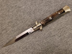 Frank Beltrame ITALIAN 9" Brazilian Horn 2023 L.E. PICKLOCK Stiletto w/Bayonet Blade 4MM