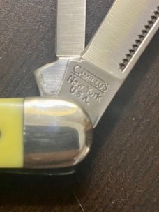 Camillus Later Model 72 Yellow Whittlier Camillus Later Model 72 Yellow Whittlier