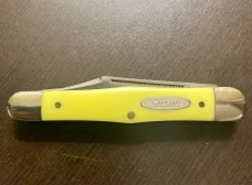 Camillus Later Model 72 Yellow Whittlier Camillus Later Model 72 Yellow Whittlier
