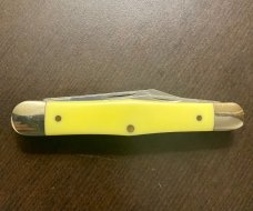 Camillus Later Model 72 Yellow Whittlier Camillus Later Model 72 Yellow Whittlier