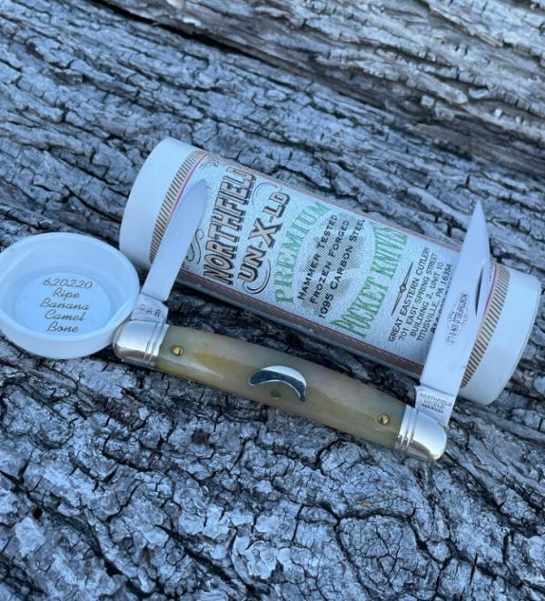 GEC NORTHFIELD ** RIPE BANANA CAMEL BONE EASY POCKET CONGRESS 620220