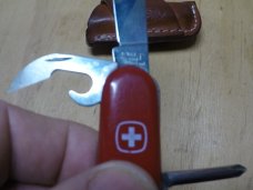 SWISS ARMY KNIFE AND SHEATH "EDC PERFECTION"