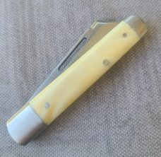 Klassic K'roo Warthog Tusk Ivory Scagel Cut Sheepsfoot Sleeveboard...N690..3.8 closed..coa/slip
