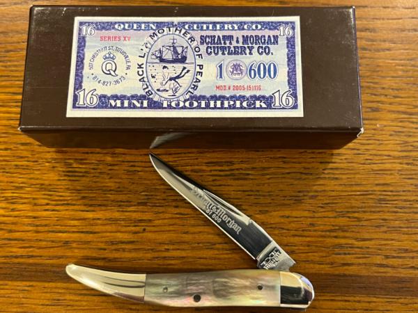 Queen Cutlery Co Schatt & Morgan Toothpick Folding Knife w/Black Lip Mother of Pearl Scales Queen Cutlery Co Schatt & Morgan Toothpick Folding Knife w/Black Lip Mother of Pearl Scales