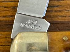 Kissing Crane Robert Klaas KC6331BR Stockman Folding Knife w/Jigged Brown Bone Scales Kissing Crane Robert Klaas KC6331BR Stockman Folding Knife w/Jigged Brown Bone Scales