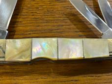 Frost Cutlery Ocoee River 574GLP Lockback Wittler Folding Knife w/Gold Lip Pearl Inlaid Handle Frost Cutlery Ocoee River 574GLP Lockback Wittler Folding Knife w/Gold Lip Pearl Inlaid Handle