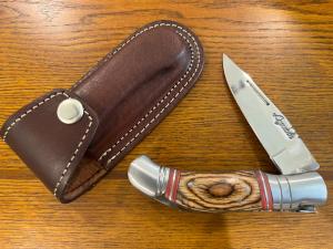 Laguiole Lockback Folding Knife w/Wood Scales