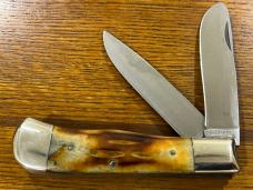 Parker 2-Blade Trapper w/Jigged Stag Scales Japan Parker 2-Blade Trapper w/Jigged Stag Scales Japan