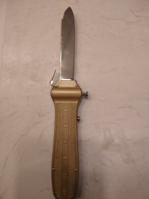 Rob Klass OTF trapdoor knife ( small version 