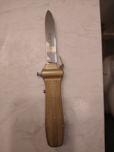 Rob Klass OTF trapdoor knife ( small version 