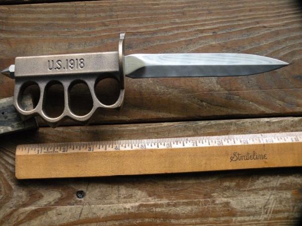 WW1 Reproduction "Knuckle Buster" Trench Knife WW1 Reproduction "Knuckle Buster" Trench Knife