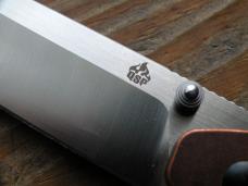 QSP Penguin Liner Lock Knife Solid Copper Handle Covers D2 Steel QSP Penguin Liner Lock Knife Solid Copper Handle Covers D2 Steel